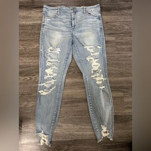 American Eagle Distressed Hi-Rise Jegging